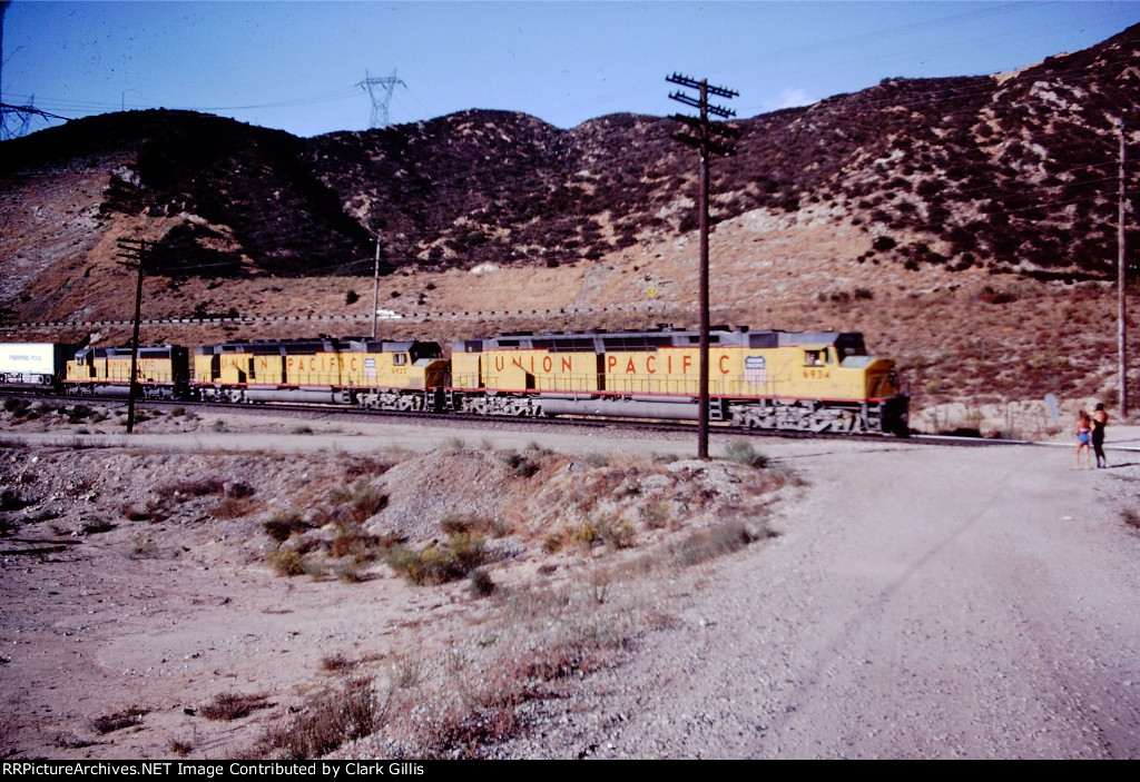 UP 6934 and 6922 with eastbound at Cajon Junction